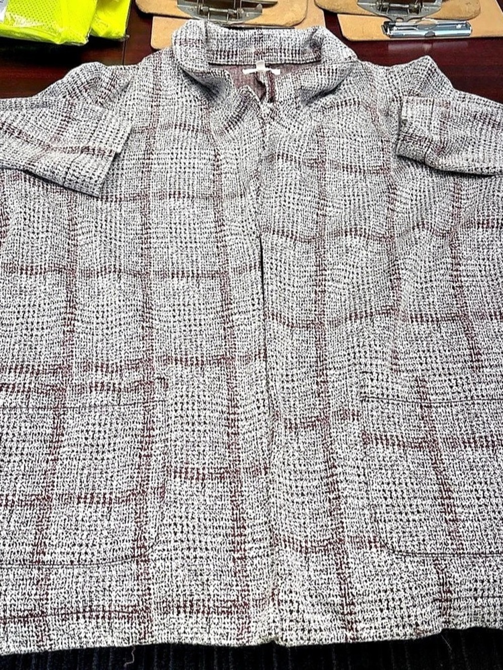 maurices Plaid blazer in Gray & Red Size XL